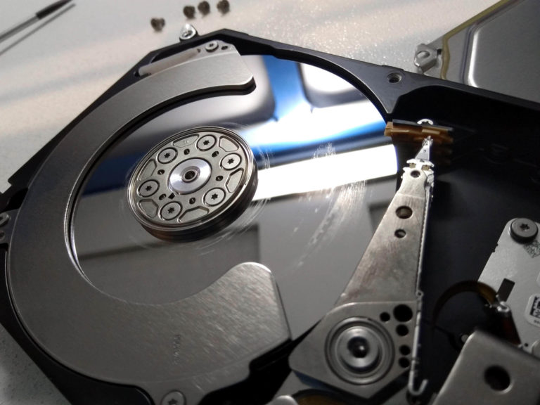 Débarras et succession en Suisse : aspects juridiques et pratiques